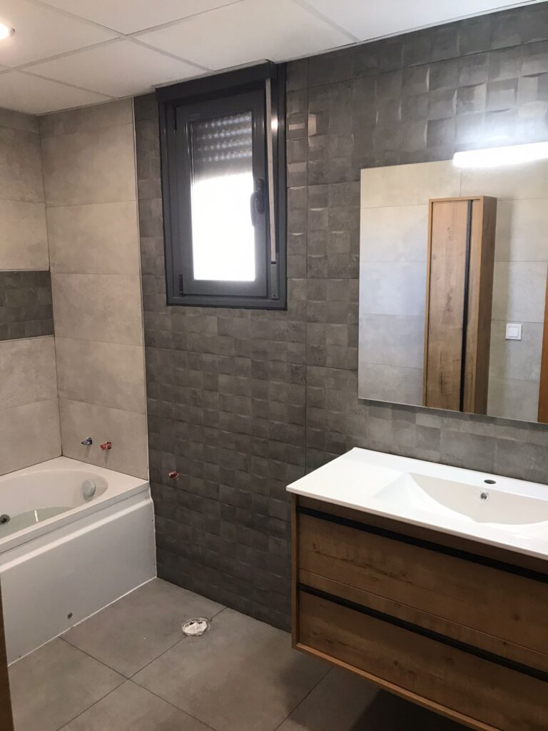Reformas banos Moraira